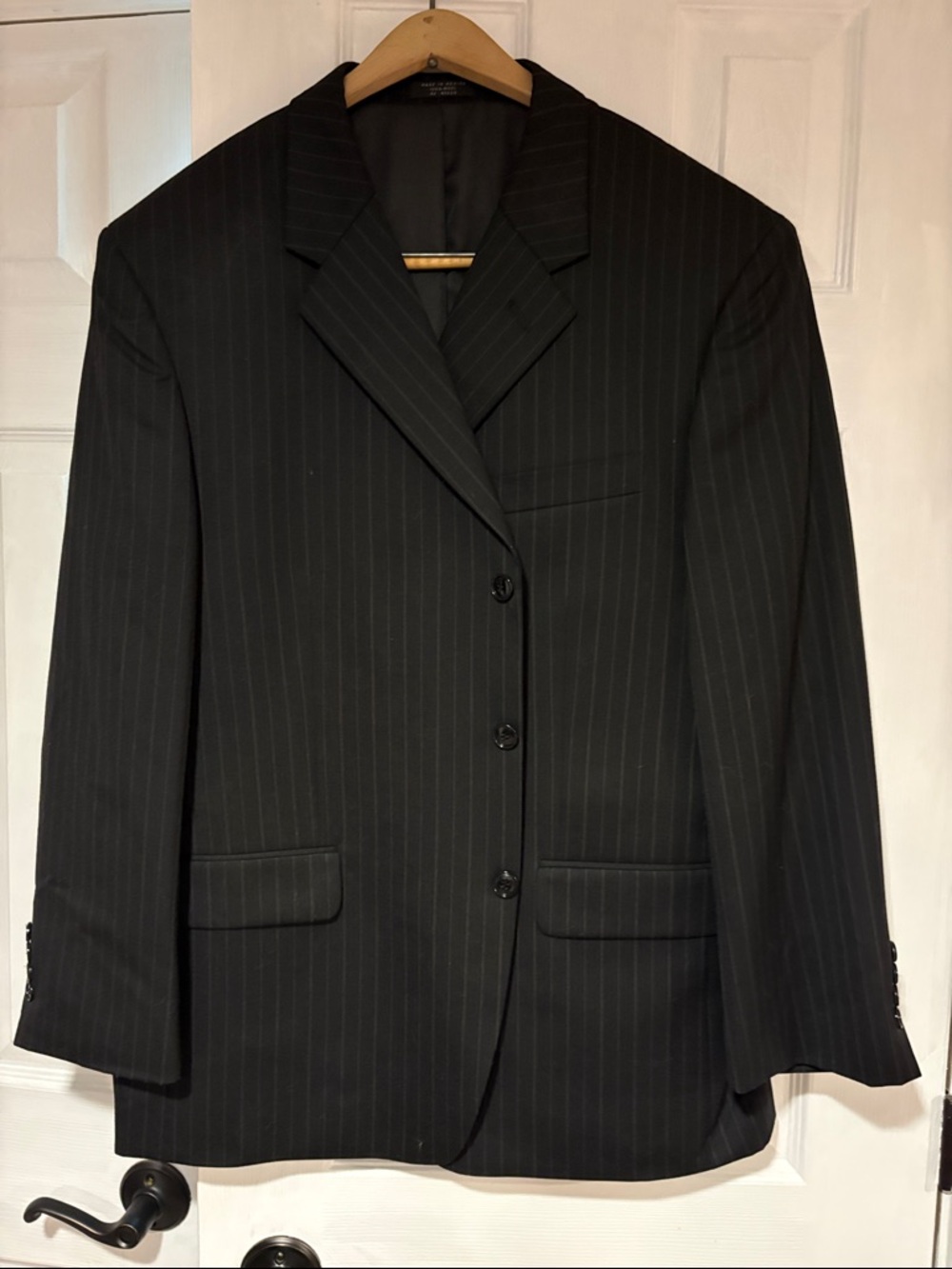 Jones New York Black Pinstripe Men's Single-Breasted Suit